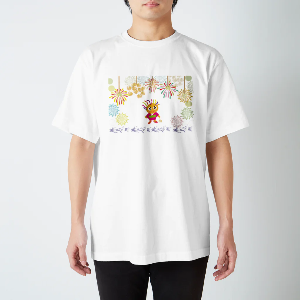 ジルトチッチのデザインボックスのクレコちゃんの花火大会 Regular Fit T-Shirt