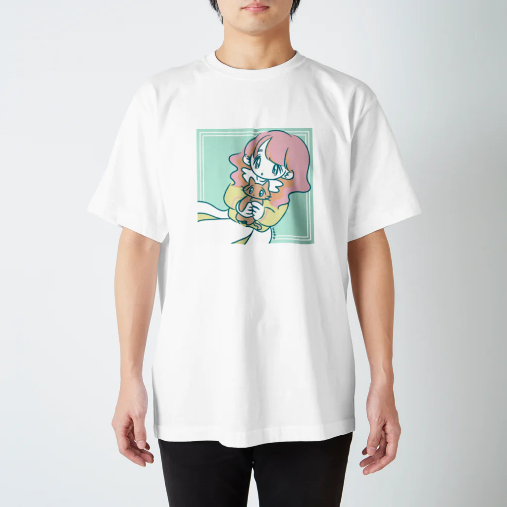 微々子(Viviko)の腹ぺこねこを拾っちゃった！ Regular Fit T-Shirt