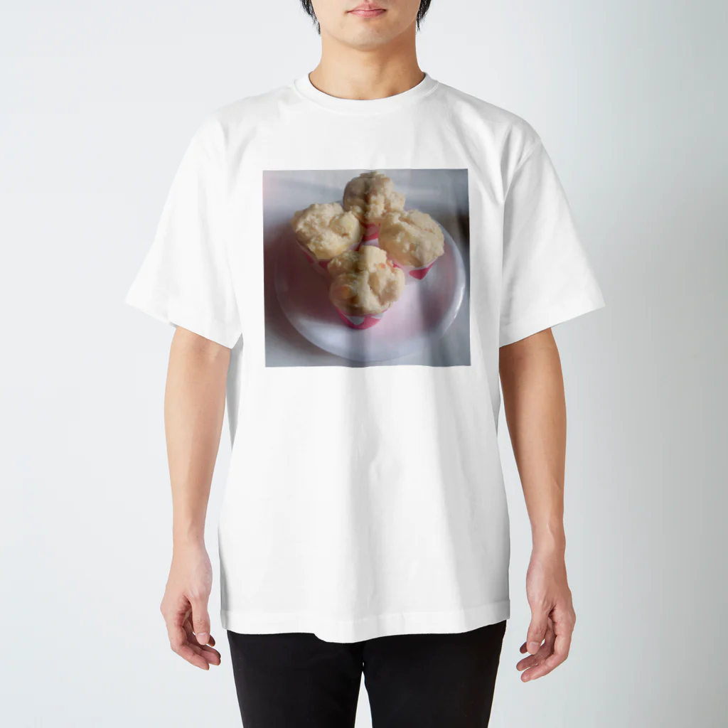 aaask_weaveのおやつですよ！　蒸しパンお食べ Regular Fit T-Shirt