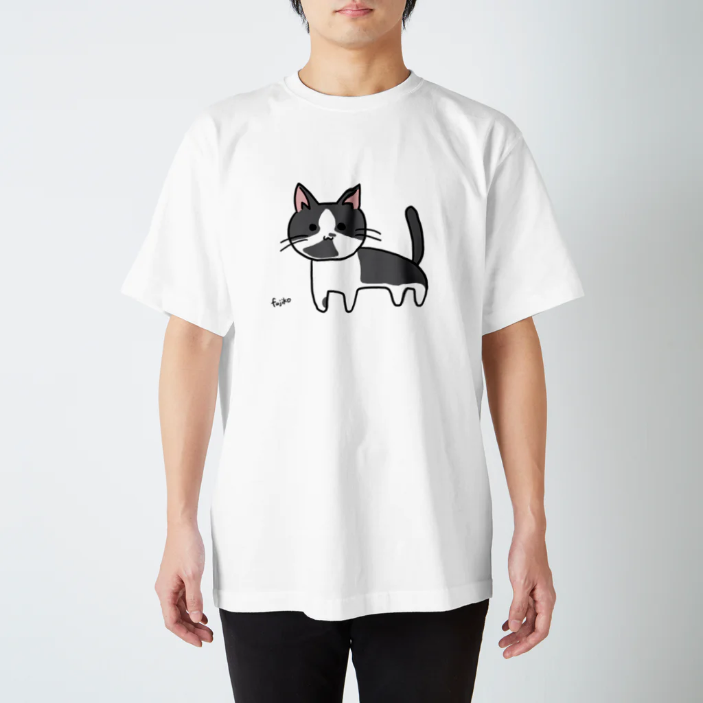 フジコの白黒おかめねこちゃん スタンダードTシャツ