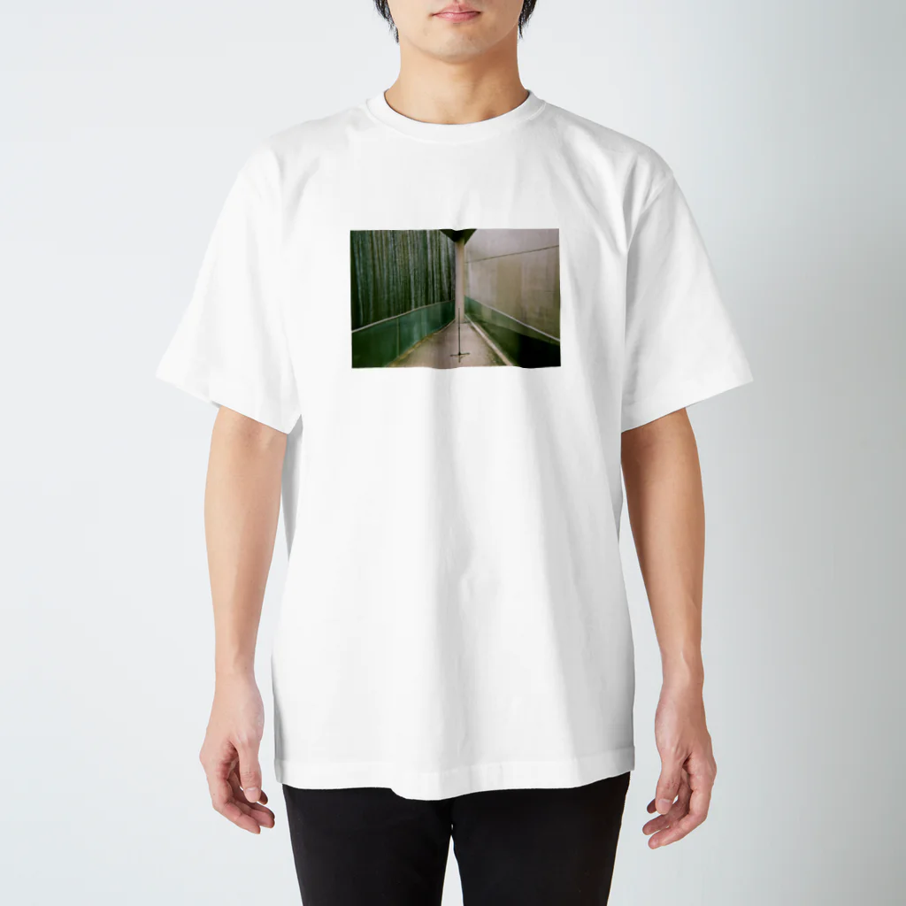 マイクスタンドの"マイキー"の安藤忠雄設計 スタンダードTシャツ