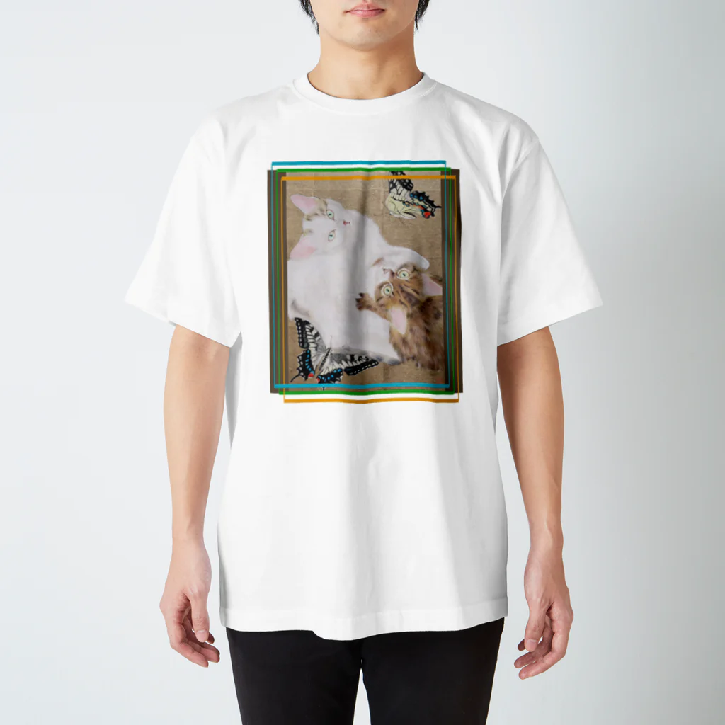 ジル＆クレアの子猫とアゲハ Regular Fit T-Shirt