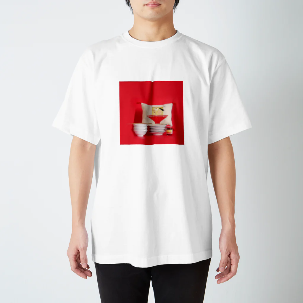 山下ひとなつのラーメンクッション スタンダードTシャツ