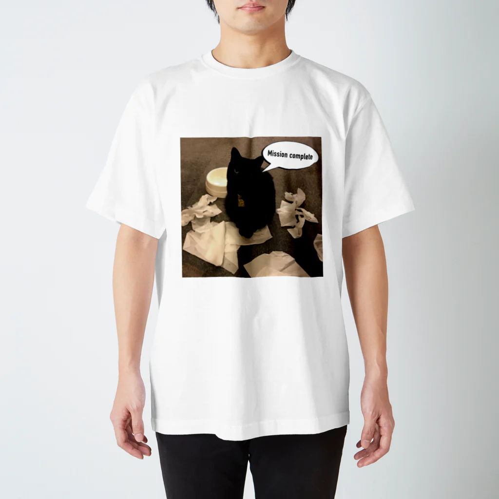 猫カフェ ぶぅたんグッズショップの渋い仕事をするララくん Regular Fit T-Shirt