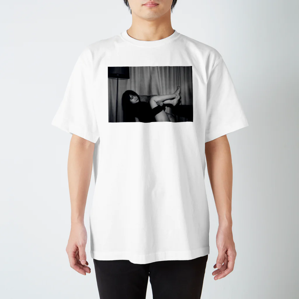 YOSHIKI'S PHOT SHOPのModel 小西礼「HOTELS...」 Regular Fit T-Shirt