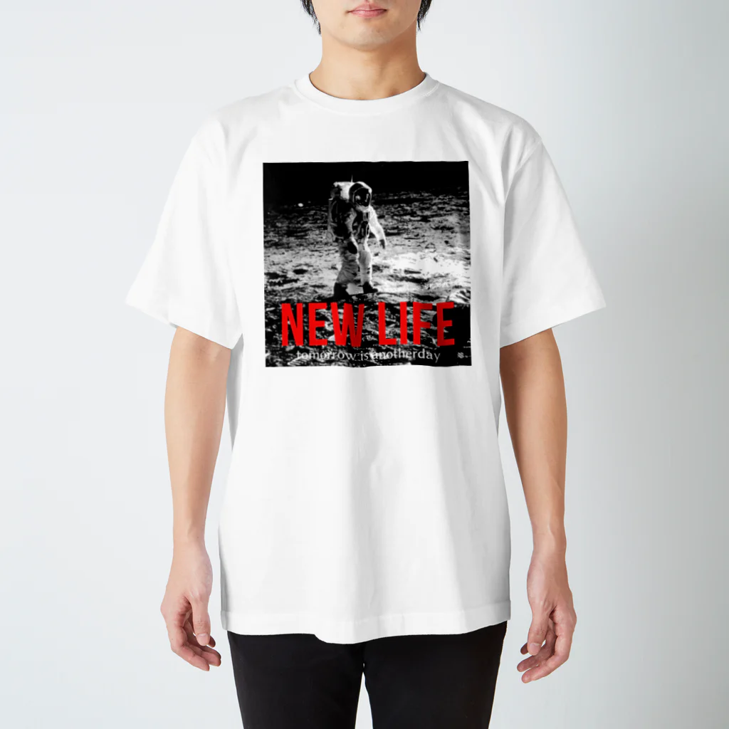 【 NEW LIFE 】online shopの宇宙飛行士 Regular Fit T-Shirt