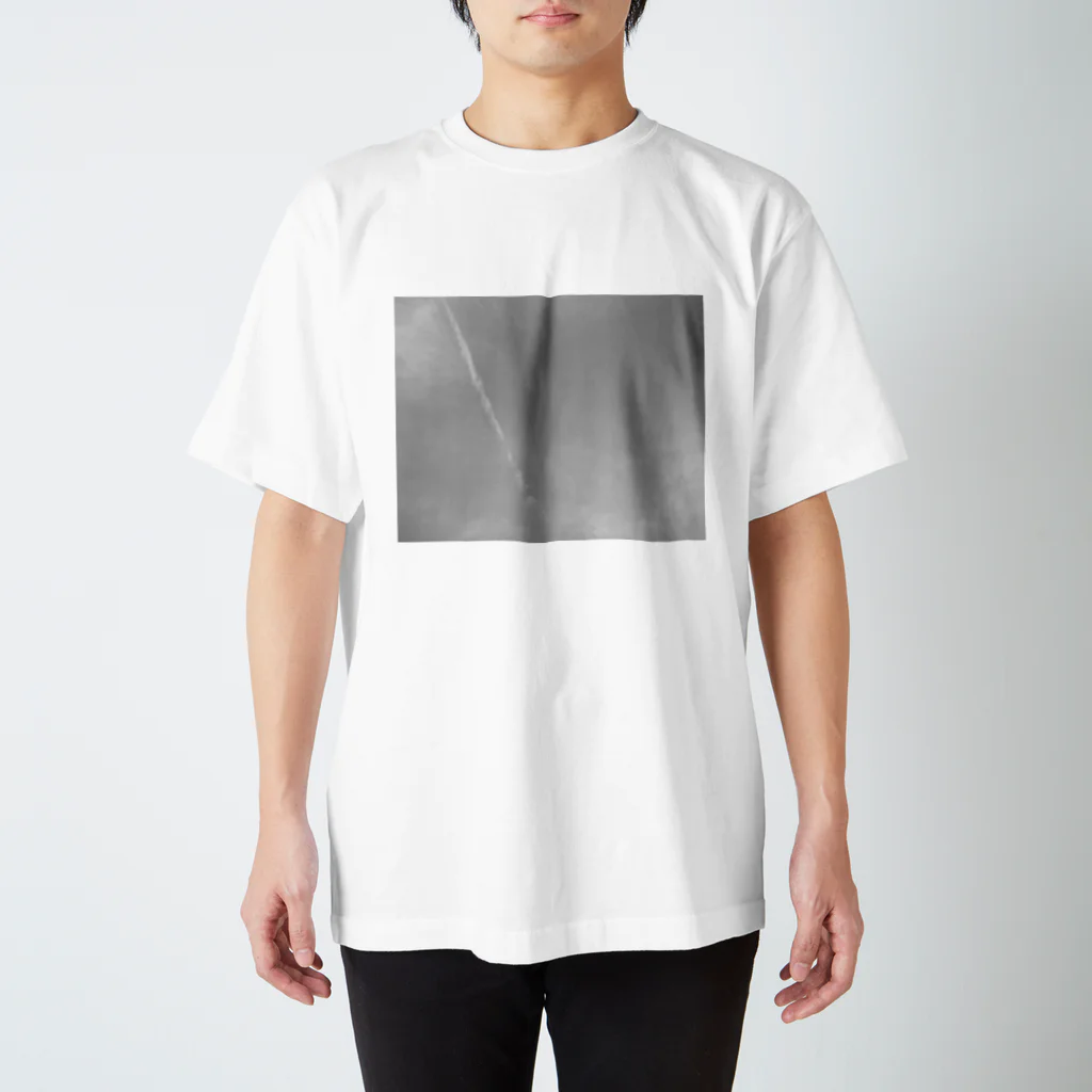 光景（仮）のひこうき曇（モノ） Regular Fit T-Shirt