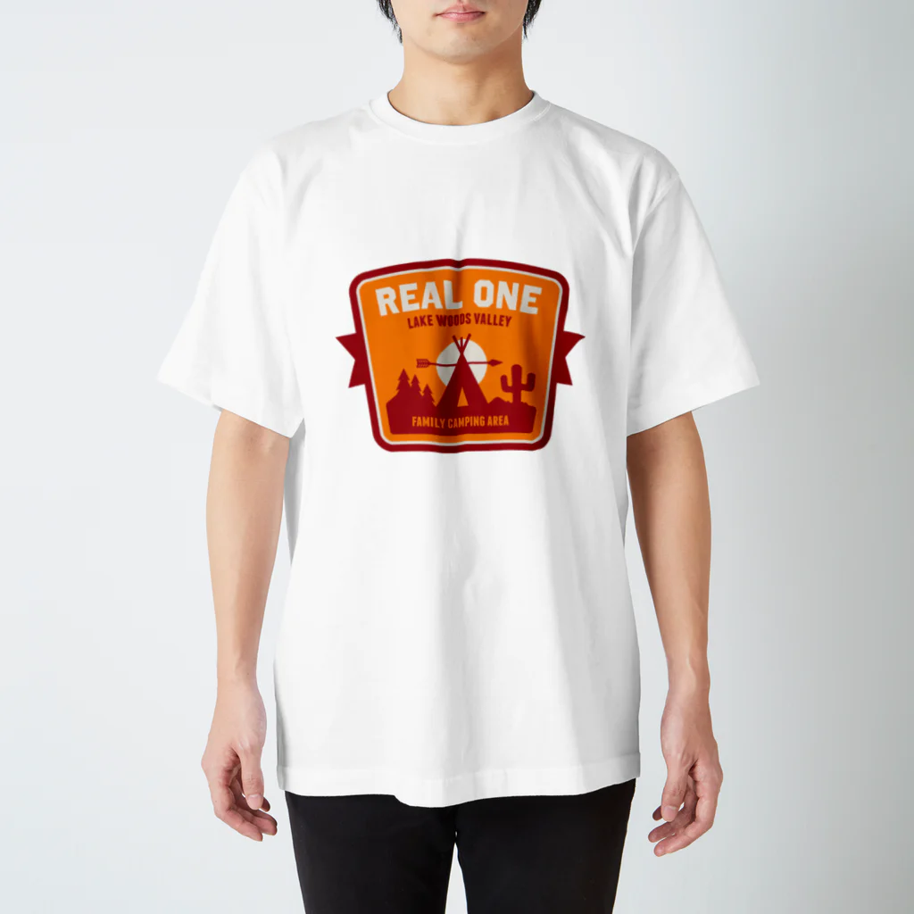 Real OneのLAKE WOODS CAMP Logo スタンダードTシャツ