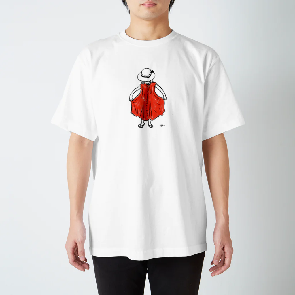 Kanako Ikegaya_illustrationのあつーい日の赤いワンピース スタンダードTシャツ