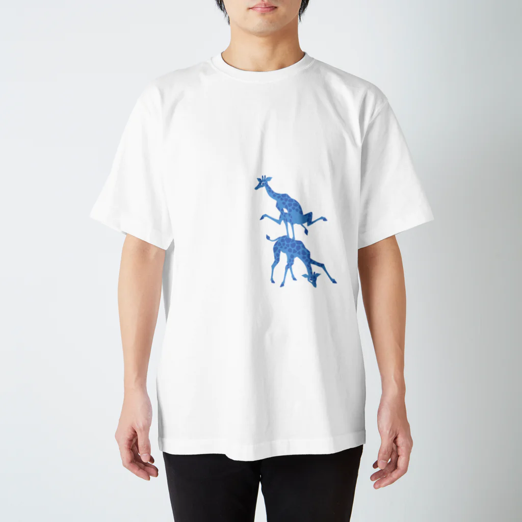 トマトカゲの馬跳びキリン スタンダードTシャツ