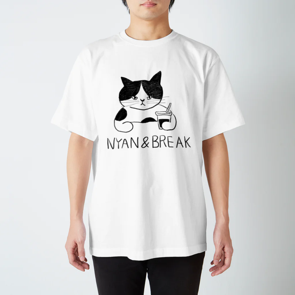 もものNYAN&BREAKねこ Regular Fit T-Shirt