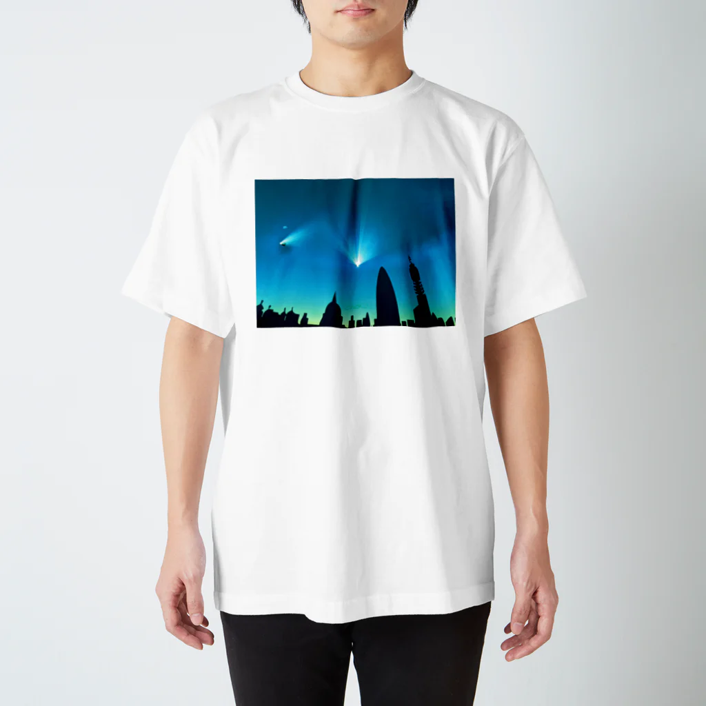 宇宙人ショップの街 スタンダードTシャツ