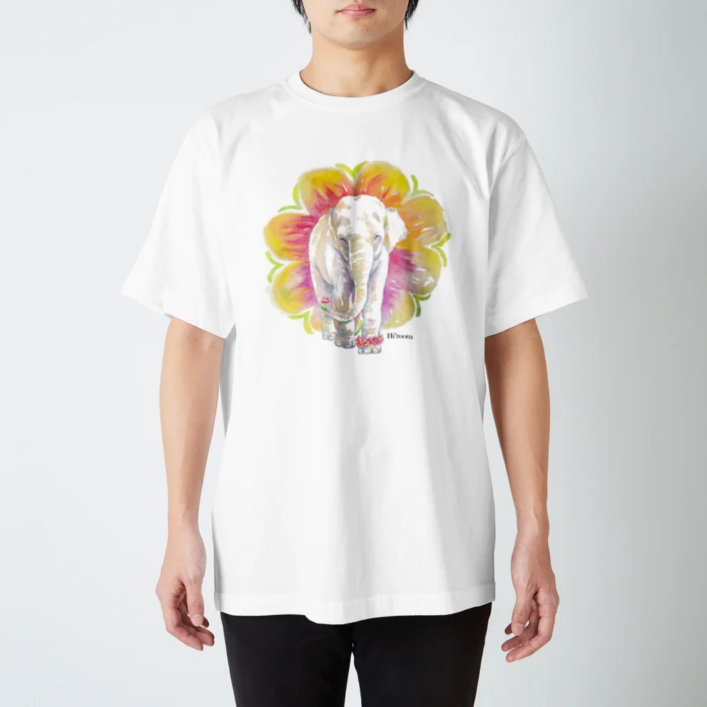 Hi*roomの水彩画で優しいいきものシリーズ！アジアゾウ Regular Fit T-Shirt