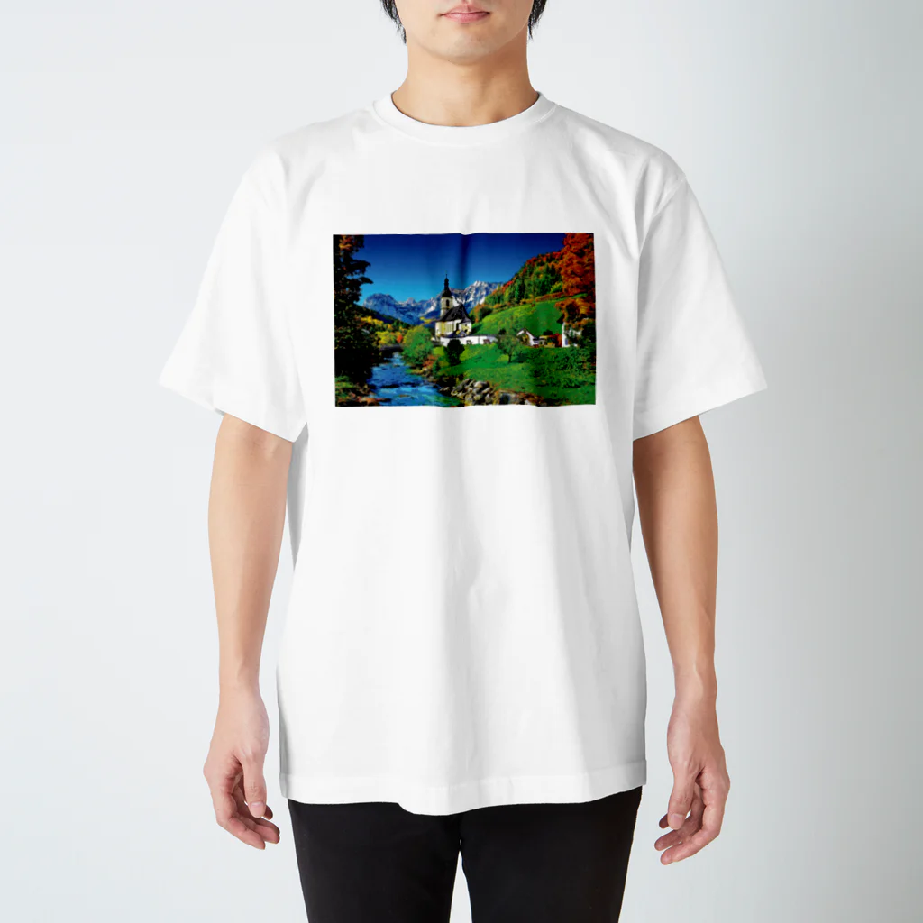 GALLERY misutawoのドイツ ベルヒテスガーデンの教会 スタンダードTシャツ