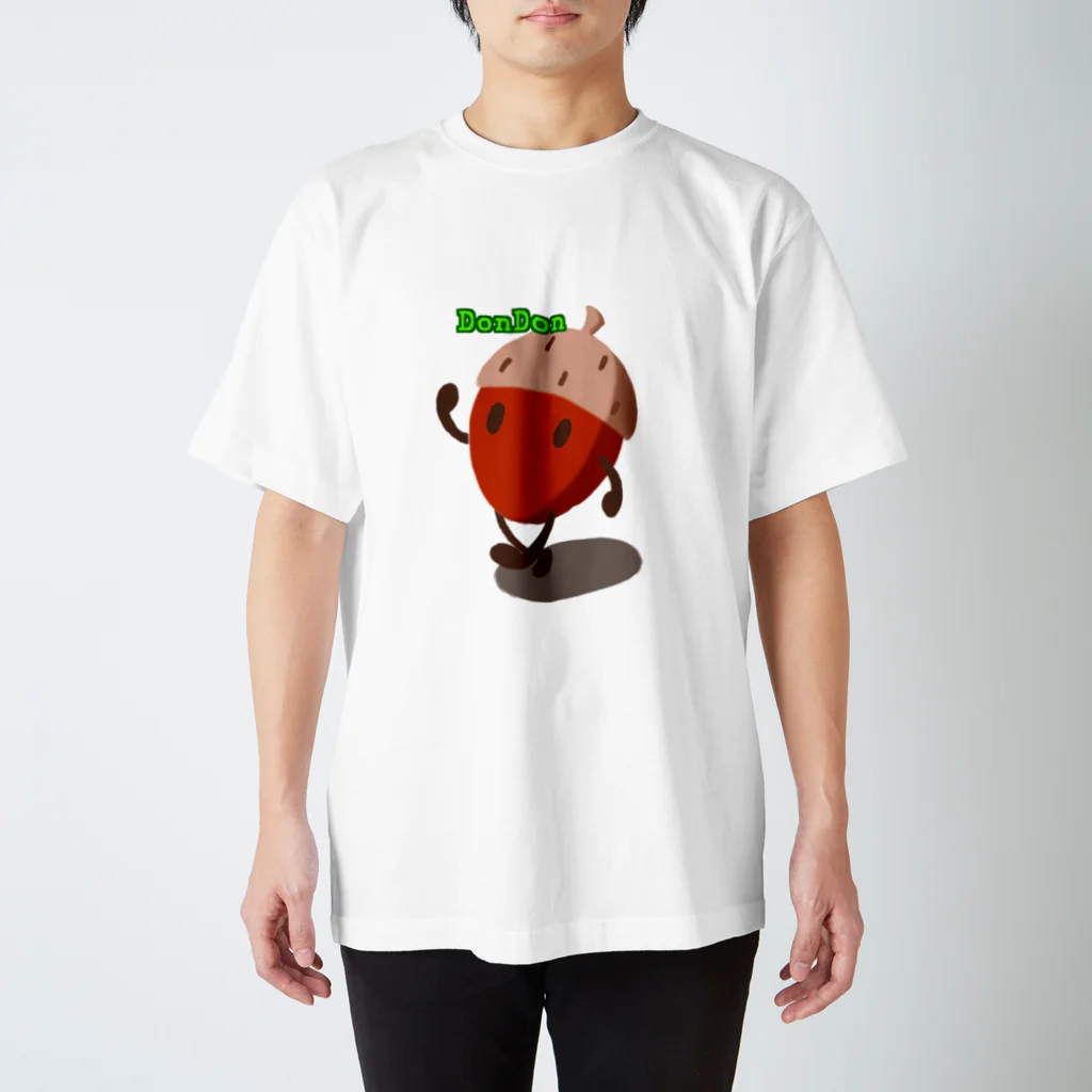 AKA-INOのどんどんマグカップ スタンダードTシャツ