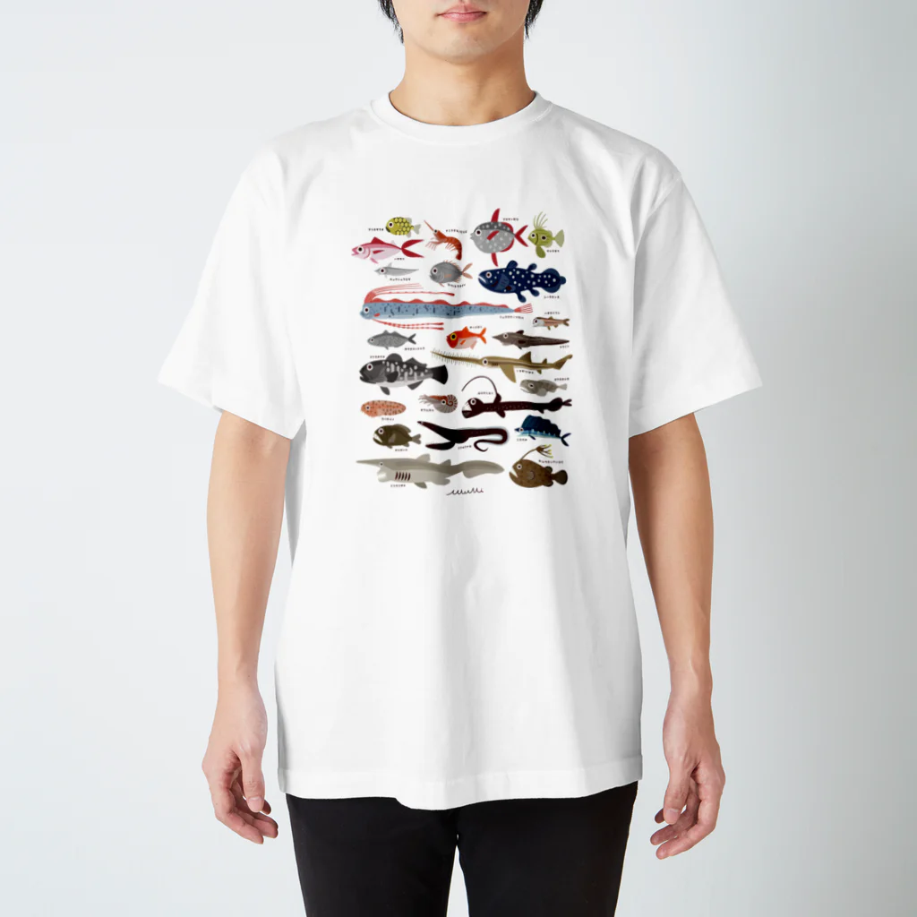 Astrio SUZURI店の深海魚 Regular Fit T-Shirt