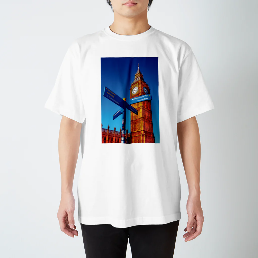 GALLERY misutawoのイギリス ビッグ・ベンと案内板 スタンダードTシャツ