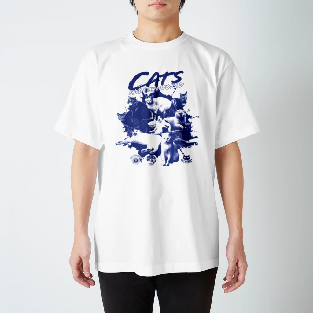 LONESOME TYPE ススの猫が世界を支配する（青） Regular Fit T-Shirt