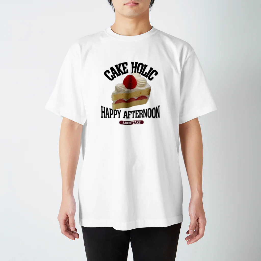 メシテロタイプ（飯テロTシャツブランド）のショートケーキ（ビンテージ風） Regular Fit T-Shirt