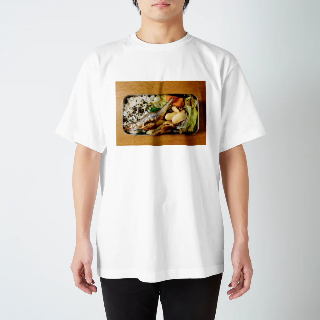 burebure（ブレブレ）のししゃも弁当 Regular Fit T-Shirt