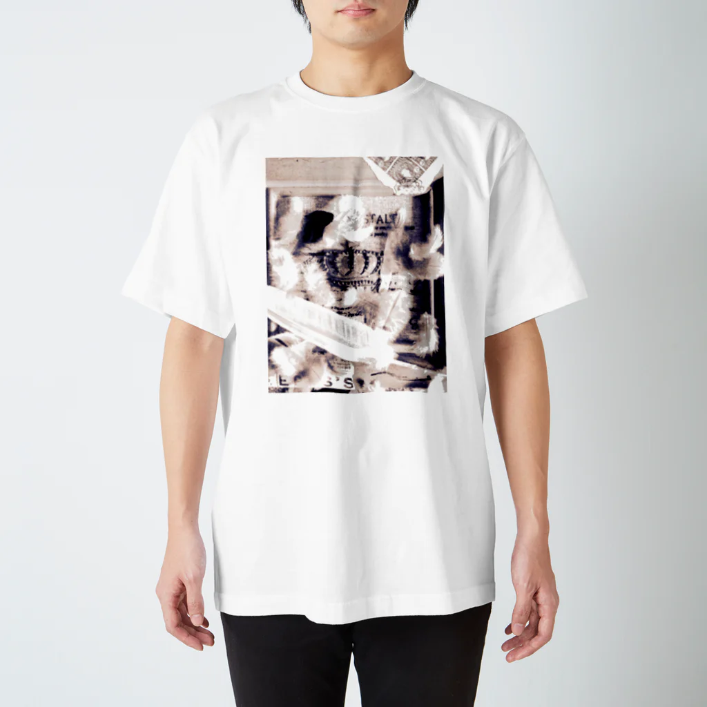 HARUのセピア色の宝物 Regular Fit T-Shirt