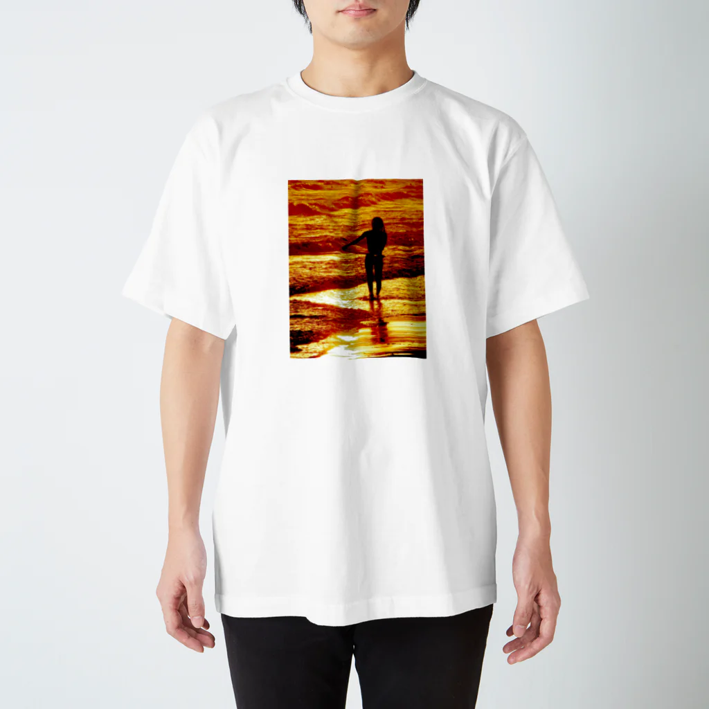 KUROIWA [Ж] KARASU のSurfer Girl スタンダードTシャツ