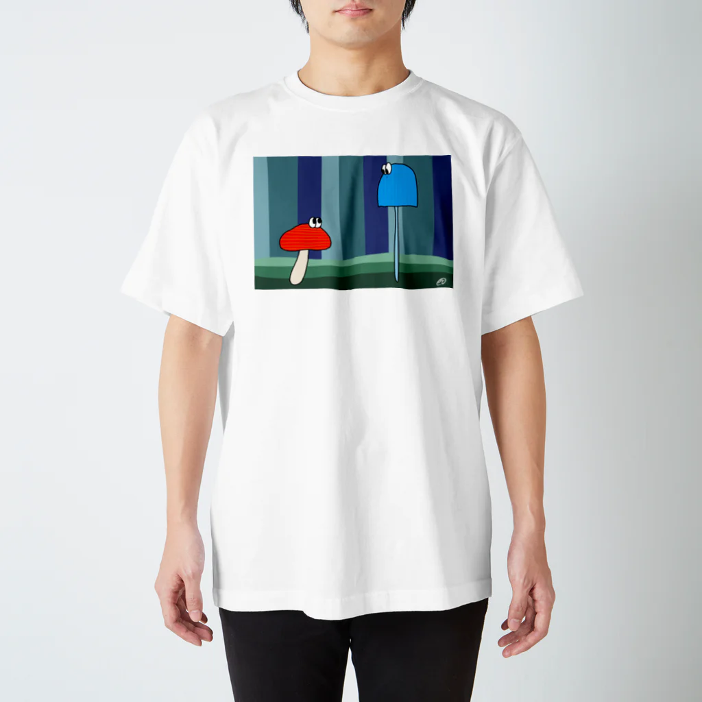 鈴山ちほのキノコくん(背景あり) スタンダードTシャツ