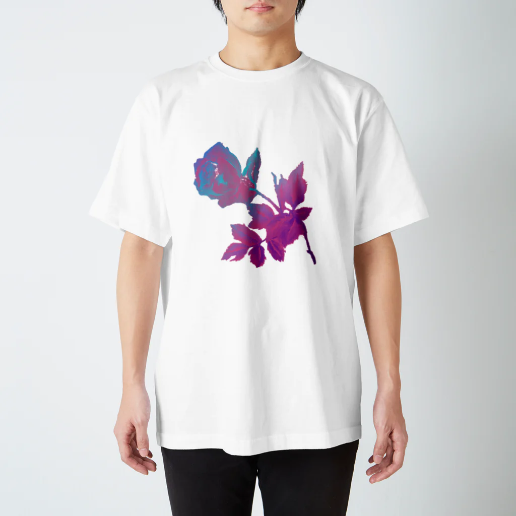 Etoileの生と死の薔薇 Regular Fit T-Shirt