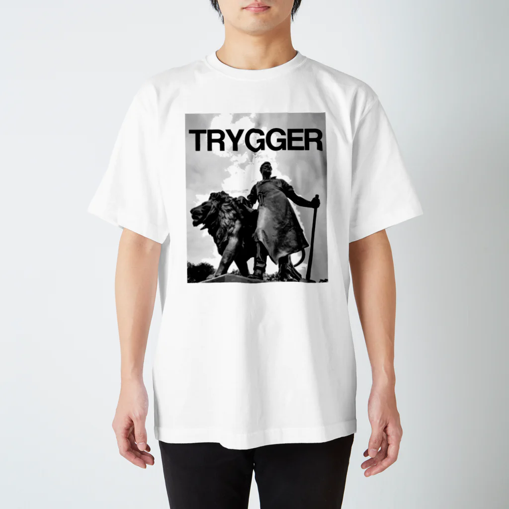 TRYGGER / トリガーのTRYGGER Graphic-T Regular Fit T-Shirt