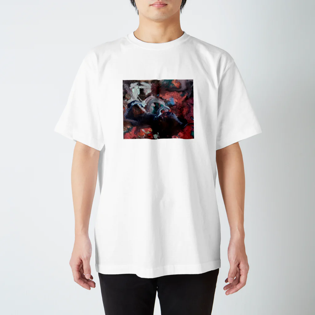 リラックス金魚のある夜のこと Regular Fit T-Shirt