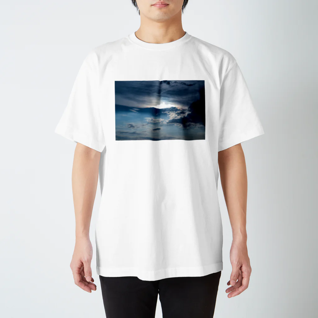 街の風景屋さんのsky #1 Regular Fit T-Shirt