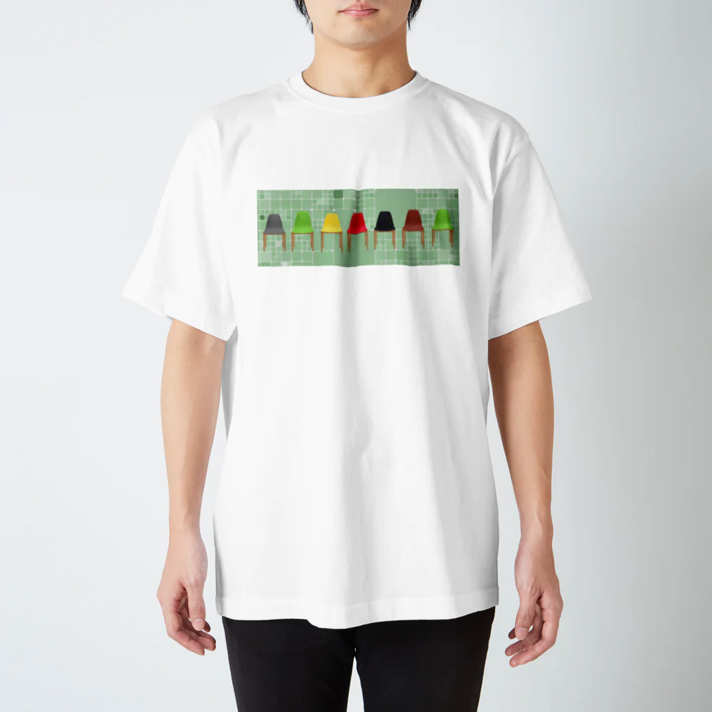 puni-pikoの並んだ椅子 Regular Fit T-Shirt