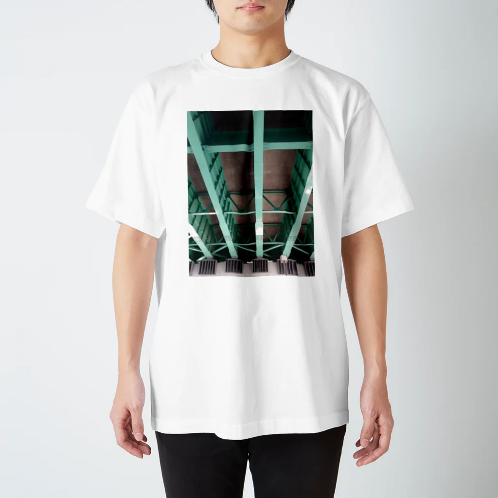 Multiwarageの月島 Regular Fit T-Shirt