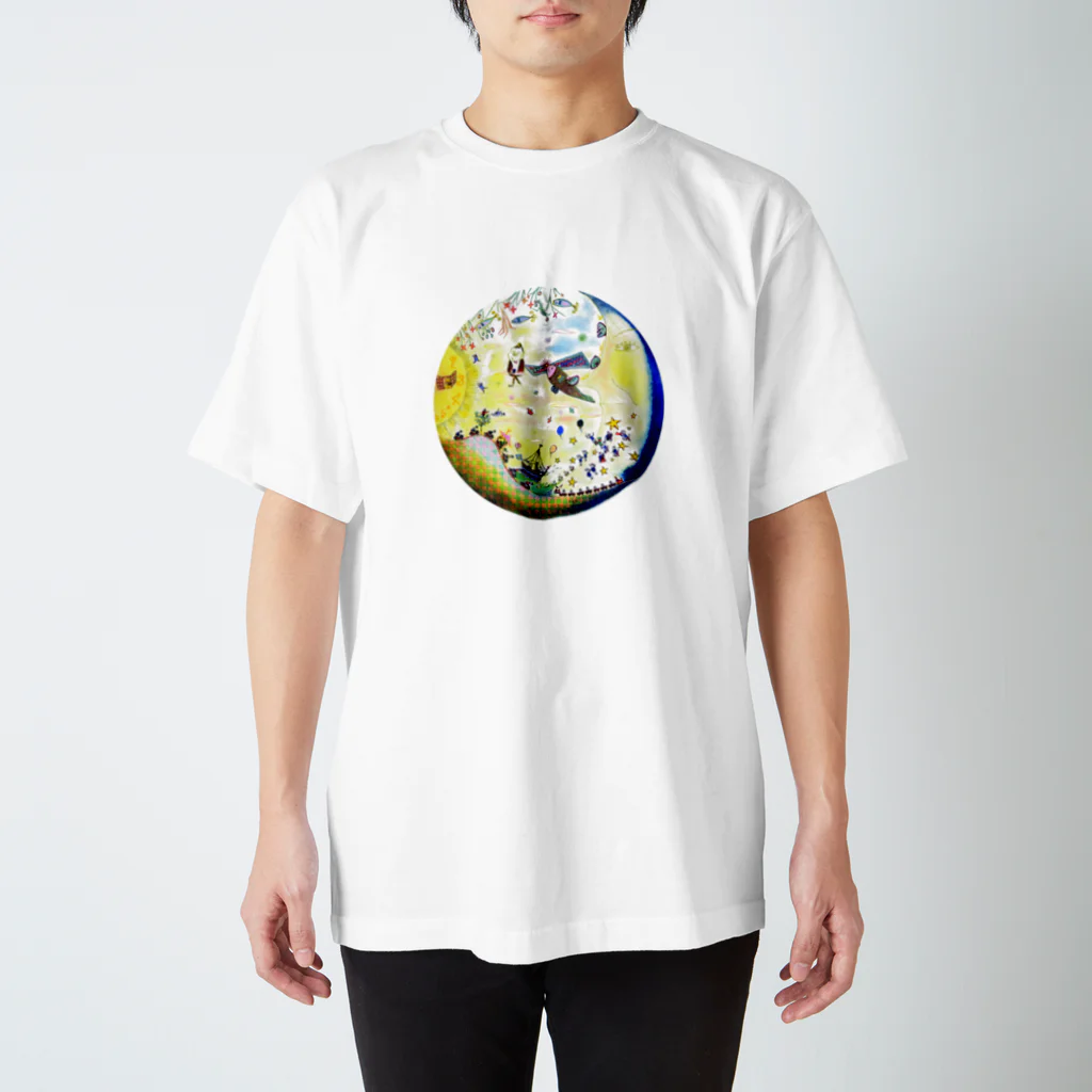 山口珠瑛の夕暮れ時のカーニバル Regular Fit T-Shirt