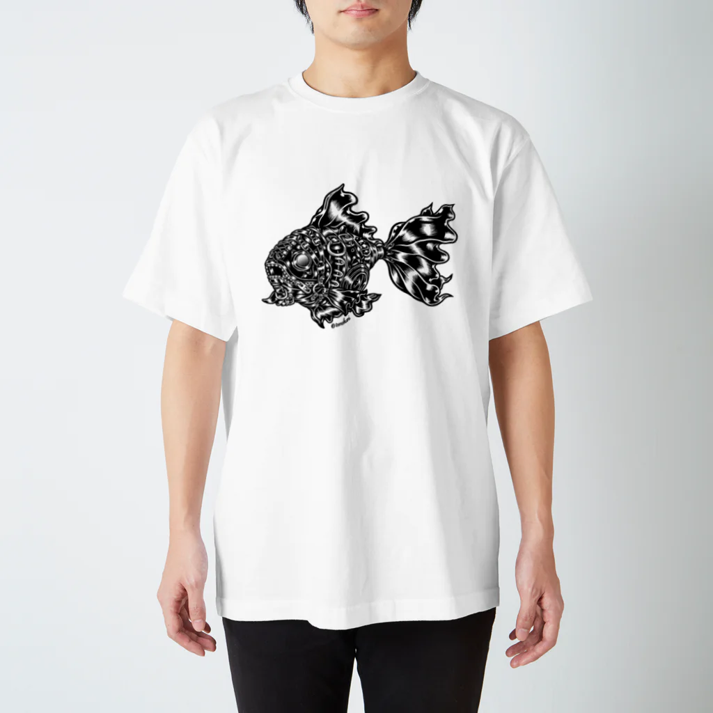 TOMOKUNIのAnimalia Kinky “ Black Gold Fish ” スタンダードTシャツ