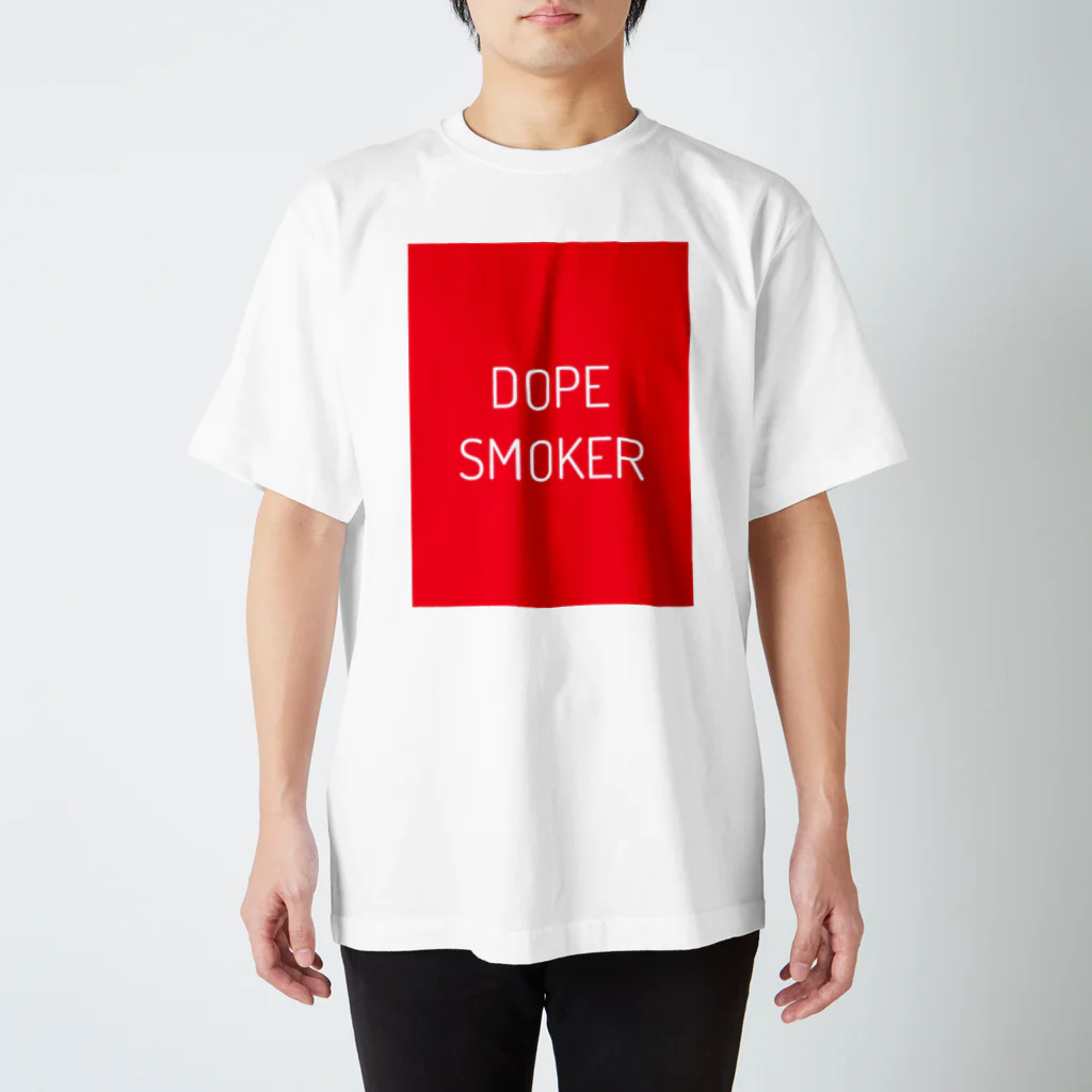 極東きちがい公社のDOPE SMOKER Regular Fit T-Shirt