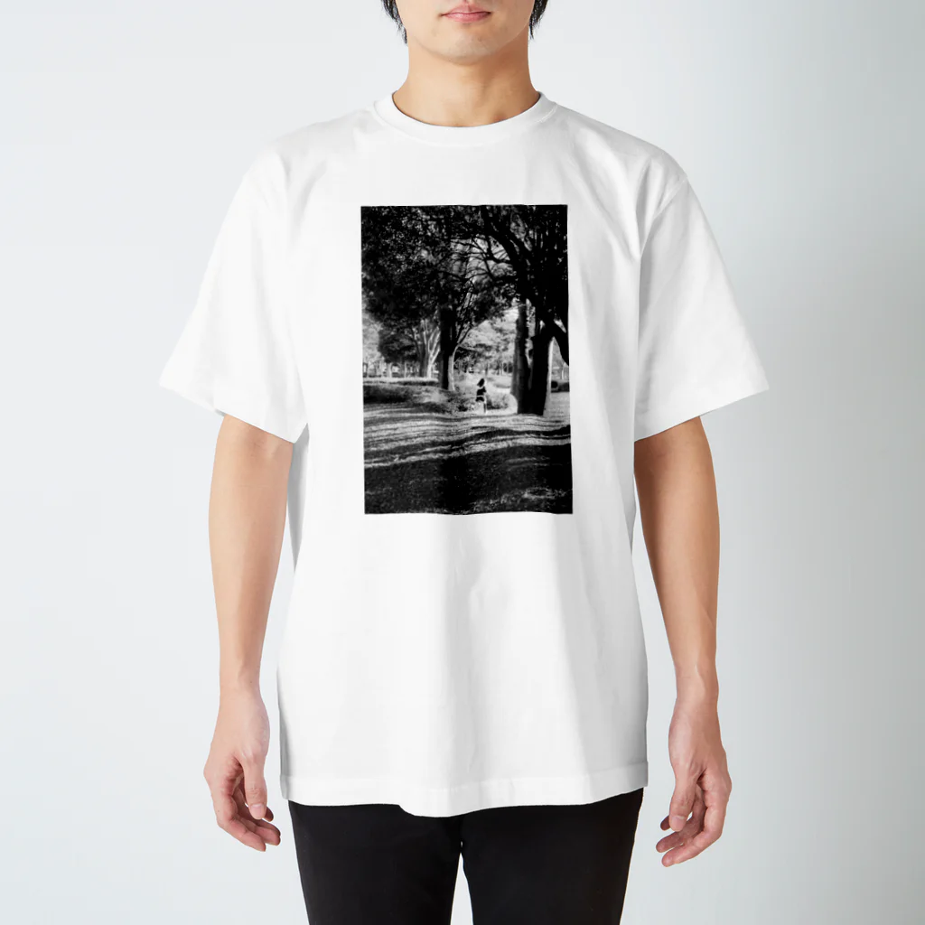 Larsen-Larsenの走り去る少女 スタンダードTシャツ