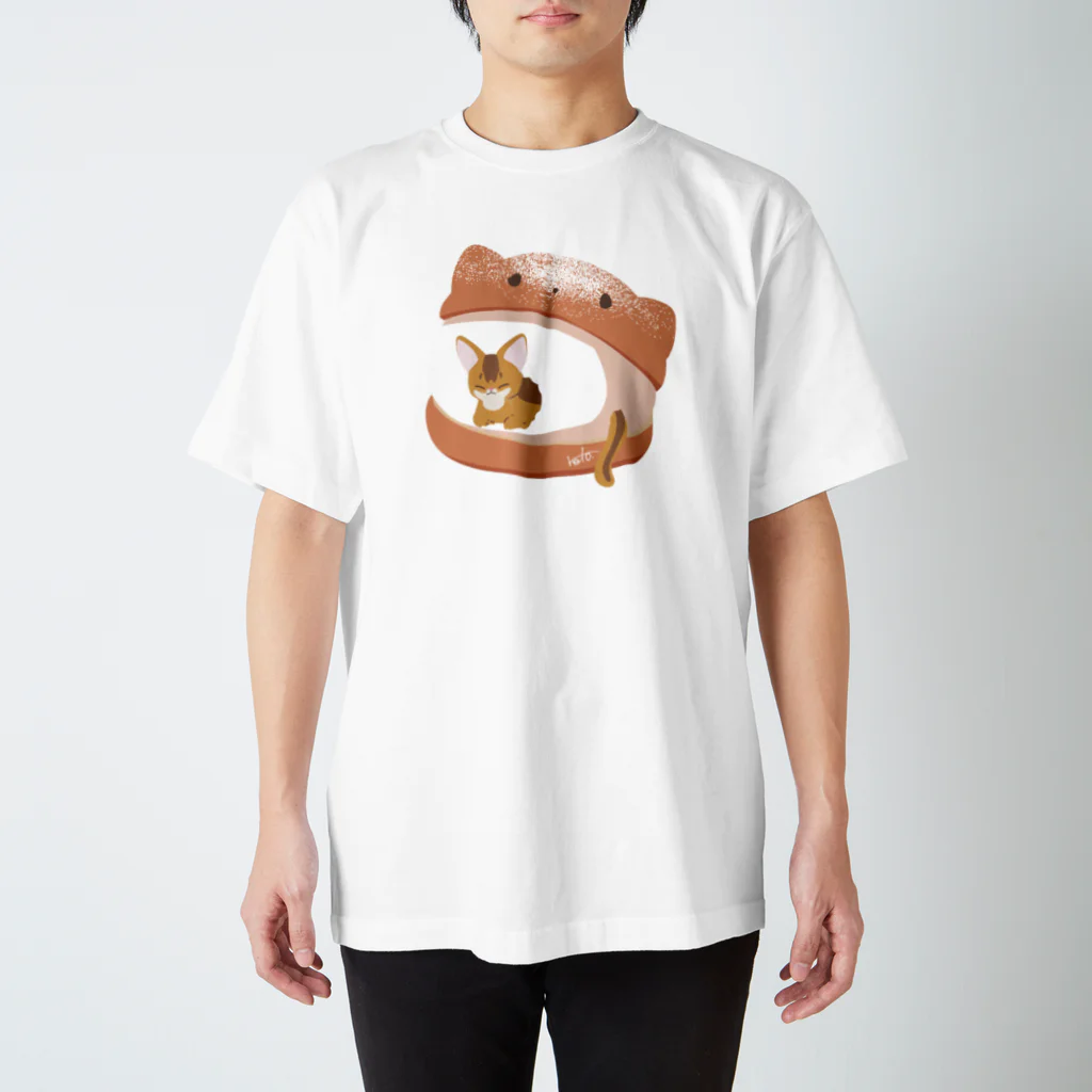 Kotetsu diary(SUZURI店)のアビシニアン×マリトッツォ Regular Fit T-Shirt