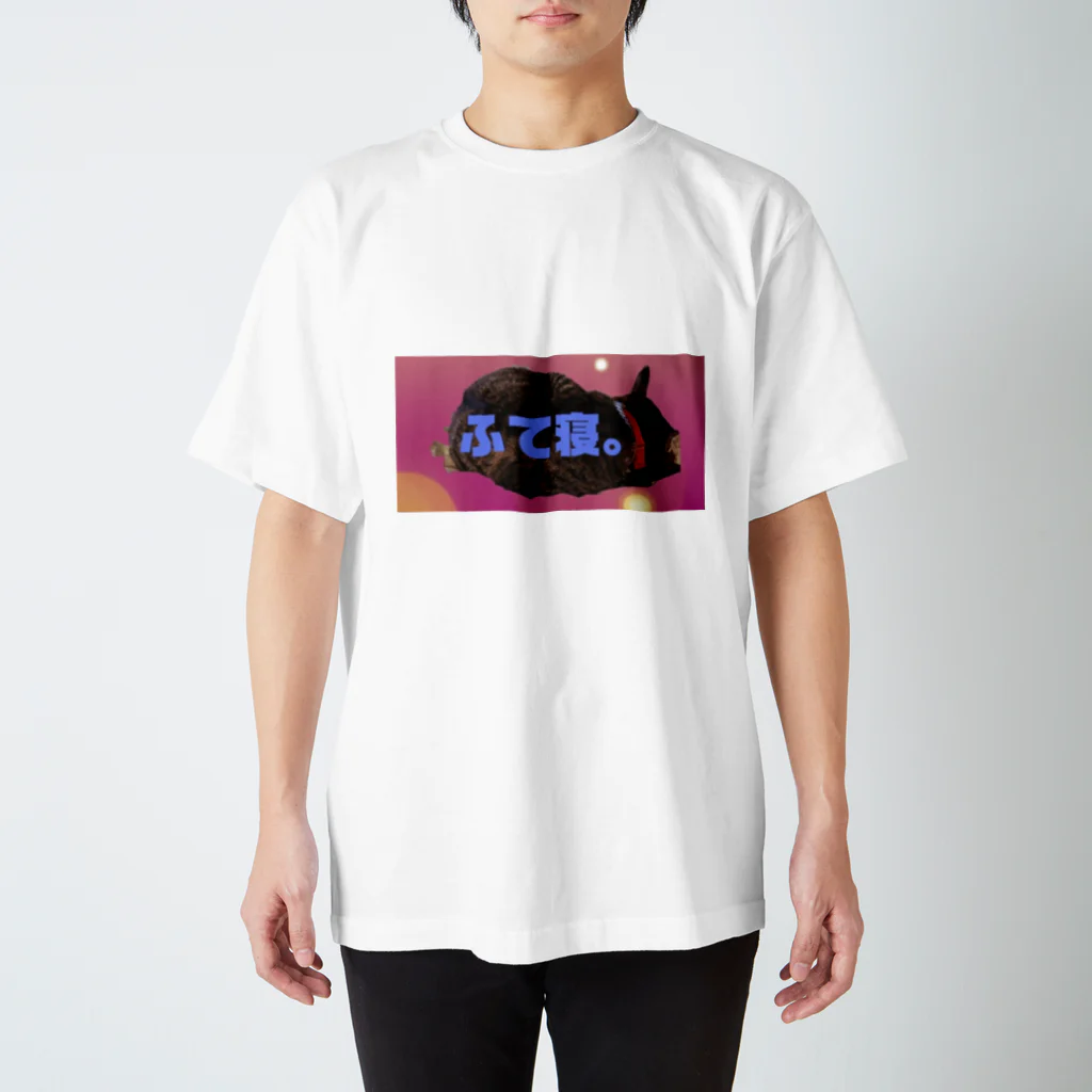 KIPMsのペケちゃんのフテ寝 スタンダードTシャツ