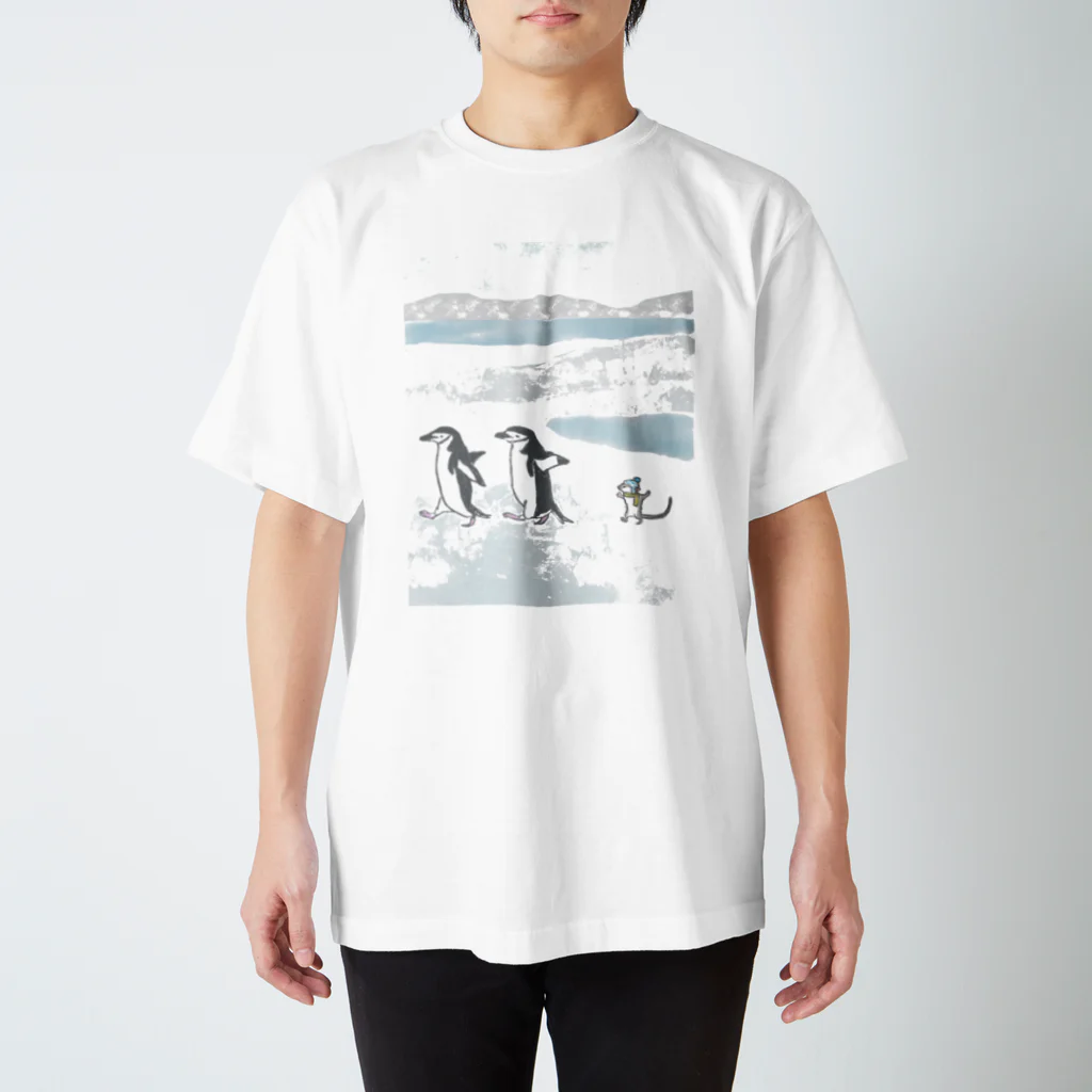 フクロモモンガのジオのフクロモモンガのジオとペンギン Regular Fit T-Shirt