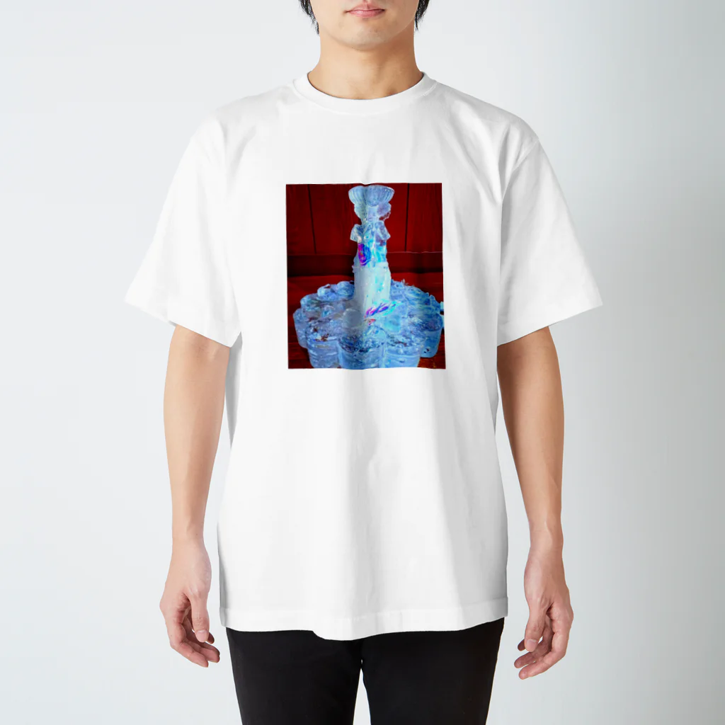 ちなレジン作家の氷の女王 Regular Fit T-Shirt