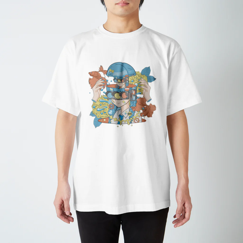 カズシフジイのKAWAII girl collage Regular Fit T-Shirt