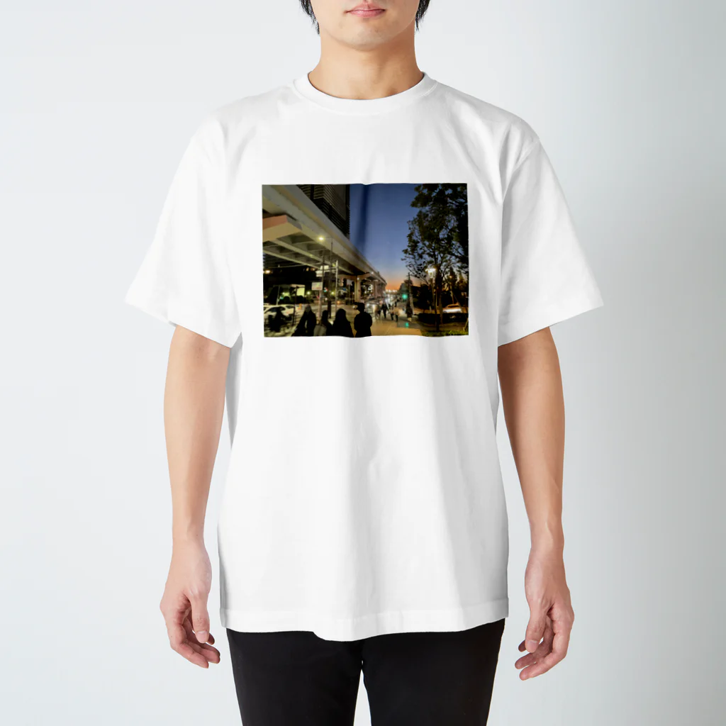 ぼくこくぼの都会の夕焼け Regular Fit T-Shirt