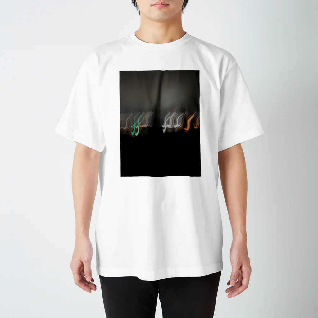 me_me_sのブレブレ夜景 スタンダードTシャツ