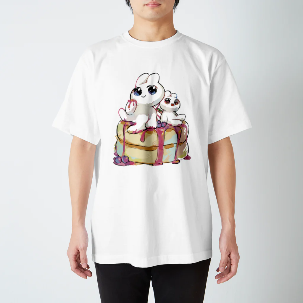 たべごろうさちゃんショップのパンケーキうさちゃん スタンダードTシャツ