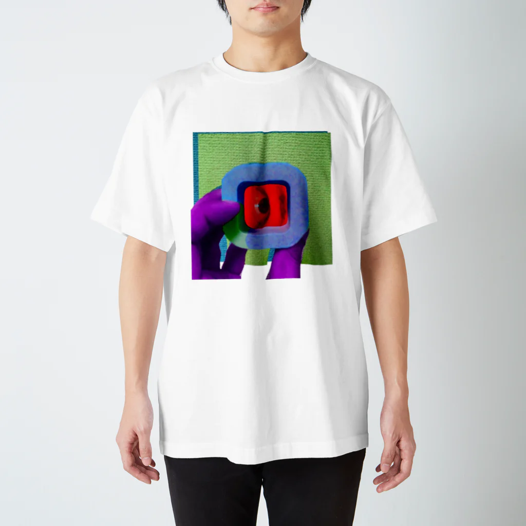 パラレルワルツの左目取れちゃった Regular Fit T-Shirt