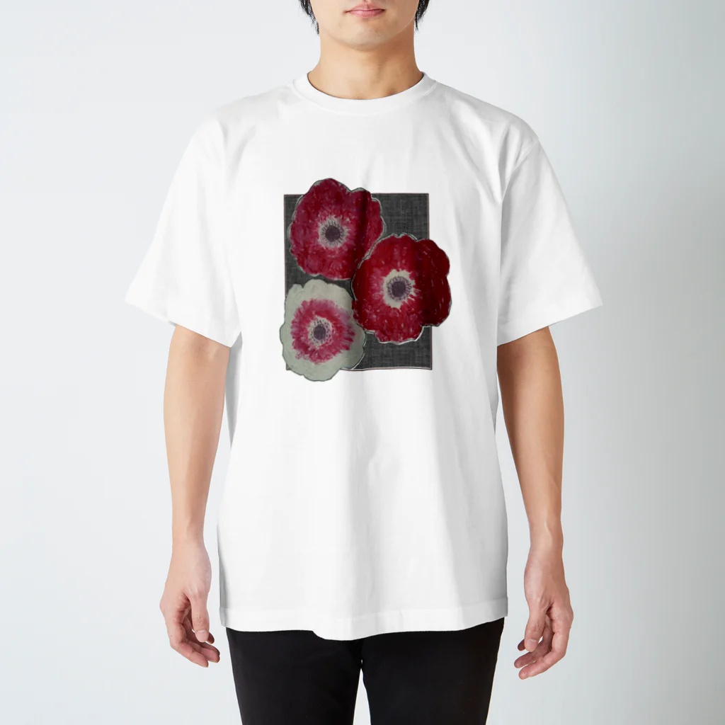 nattoooのアネモネ4 Regular Fit T-Shirt