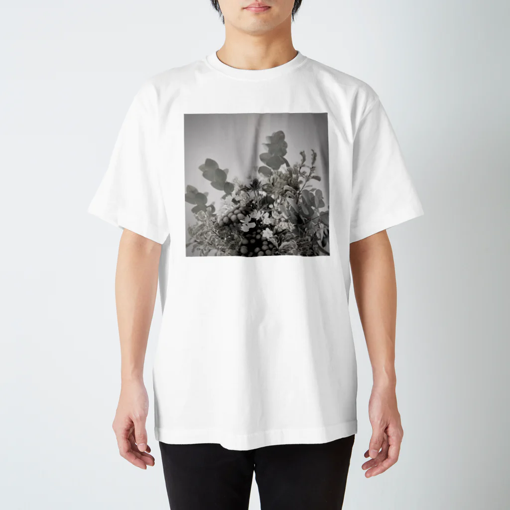 pin_designworksのエリンジウム花束 Regular Fit T-Shirt