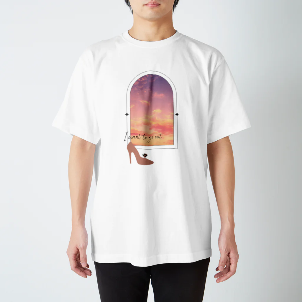 colocotoriの＜空＞出かけたいっ～I want to go out スタンダードTシャツ