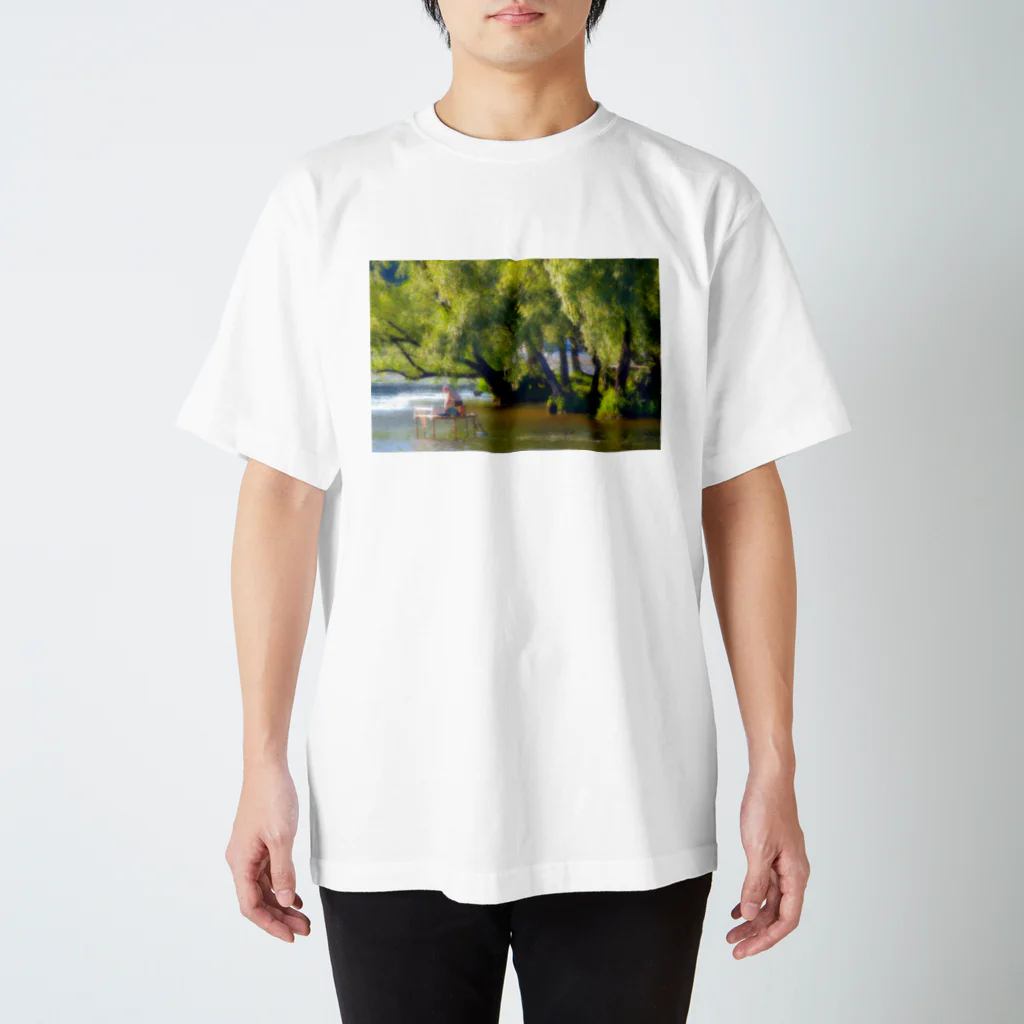 ランタン街・離れの 旅するカラフルTシャツ～ウクライナ編Ⅱ～ スタンダードTシャツ